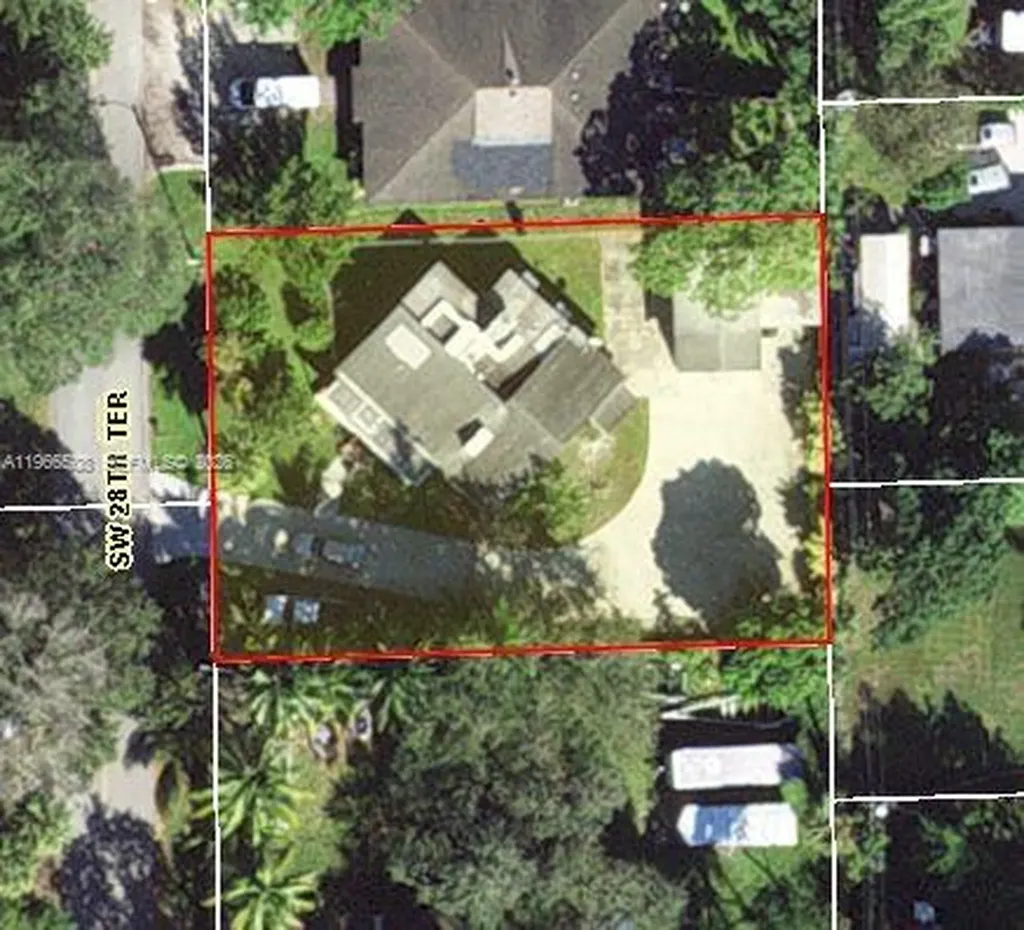 5096 SW 28 Terrace Dania Beach FL 33312