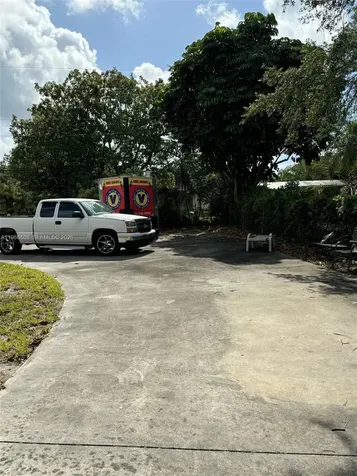 5096 SW 28 Terrace Dania Beach FL 33312