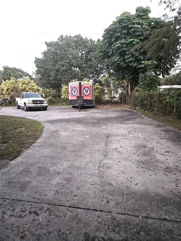 5096 SW 28 Terrace Dania Beach FL 33312
