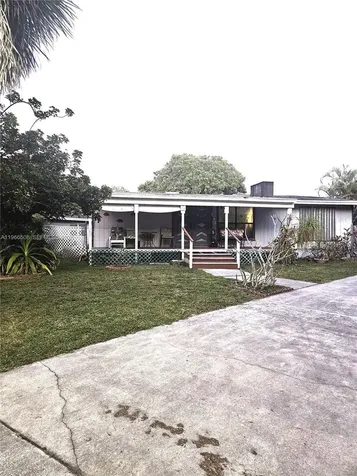 5096 SW 28 Terrace Dania Beach FL 33312