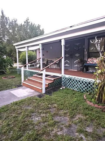 5096 SW 28 Terrace Dania Beach FL 33312