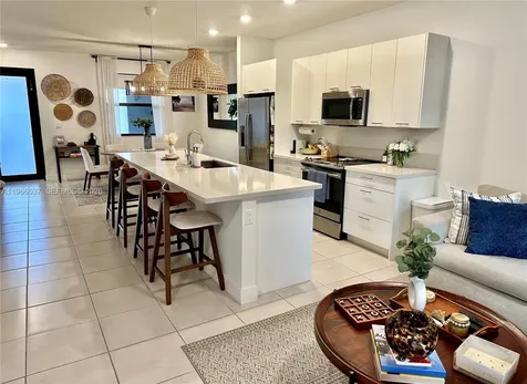 10407 NW 82nd Street Doral FL 33178