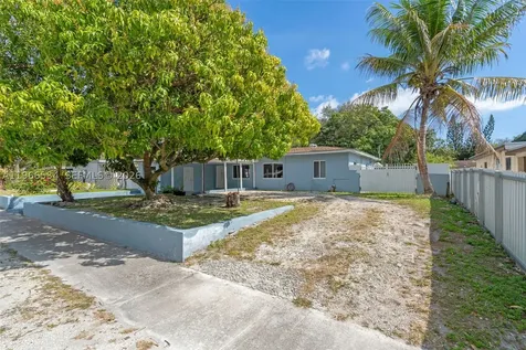 15021 NE 11th Avenue Miami FL 33161