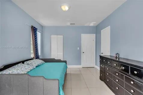 15021 NE 11th Avenue Miami FL 33161