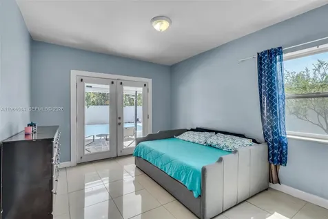 15021 NE 11th Avenue Miami FL 33161
