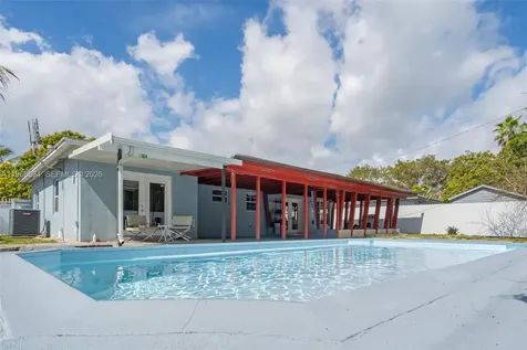 15021 NE 11th Avenue Miami FL 33161