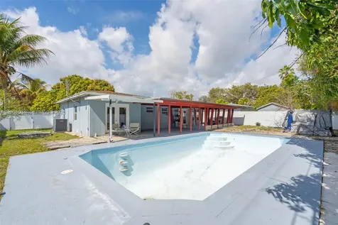 15021 NE 11th Avenue Miami FL 33161