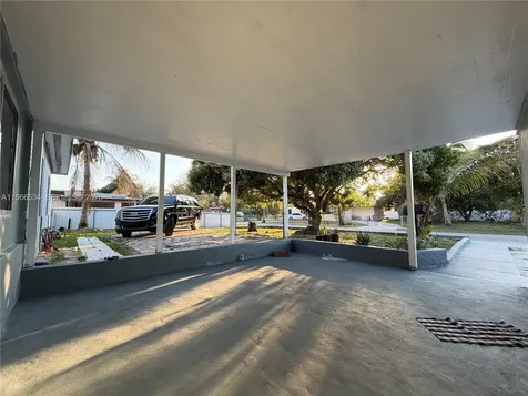 15021 NE 11th Avenue Miami FL 33161