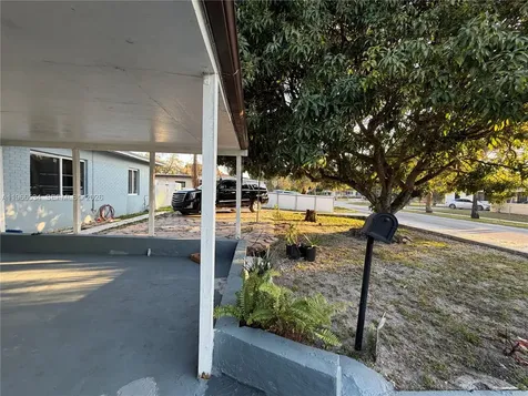 15021 NE 11th Avenue Miami FL 33161