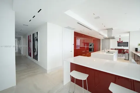 19575 Collins Avenue Sunny Isles Beach FL 33160