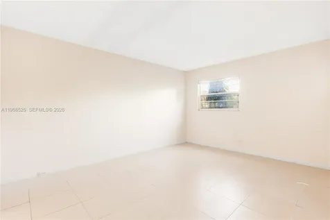 650 SW 124th Terrace Pembroke Pines FL 33027