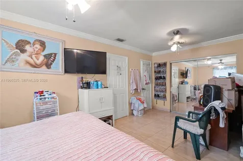 1271 NE 211th Street Miami FL 33179