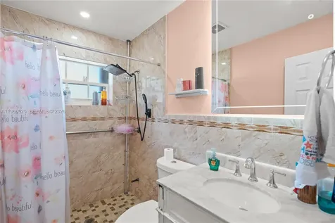 1271 NE 211th Street Miami FL 33179