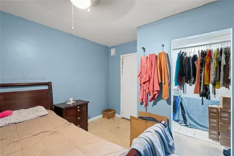 1271 NE 211th Street Miami FL 33179