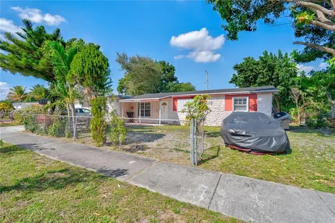 1271 NE 211th Street Miami FL 33179