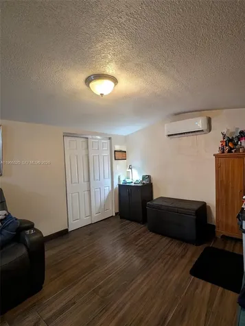 1271 NE 211th Street Miami FL 33179