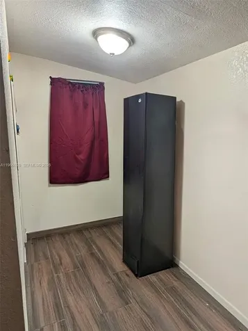 1271 NE 211th Street Miami FL 33179