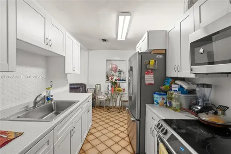 1271 NE 211th Street Miami FL 33179