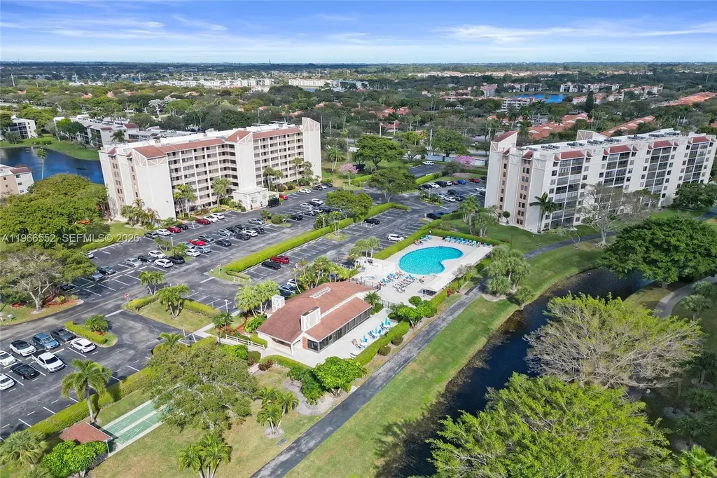 14475 Strathmore Lane Delray Beach FL 33446