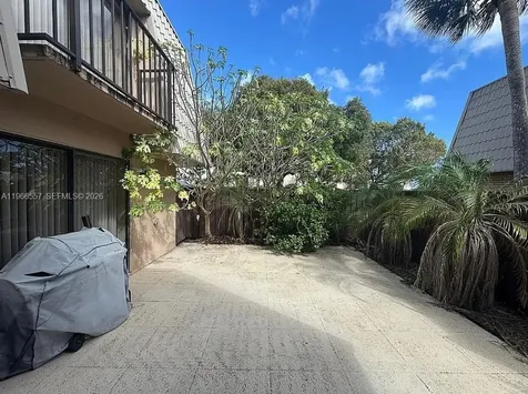 6222 62nd Way West Palm Beach FL 33409