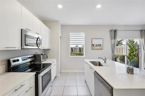 2361 NW 125th Street Miami FL 33167