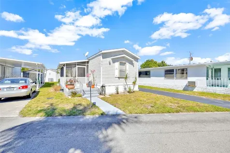 8701 SW 17th Court Davie FL 33324