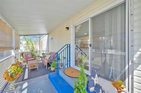 8701 SW 17th Court Davie FL 33324