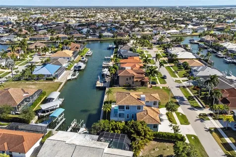 1070 Dana Court Marco Island FL 34145