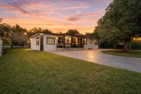 65 NW 118th Street Miami FL 33168