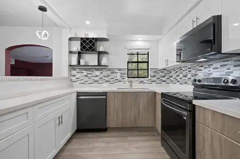 65 NW 118th Street Miami FL 33168