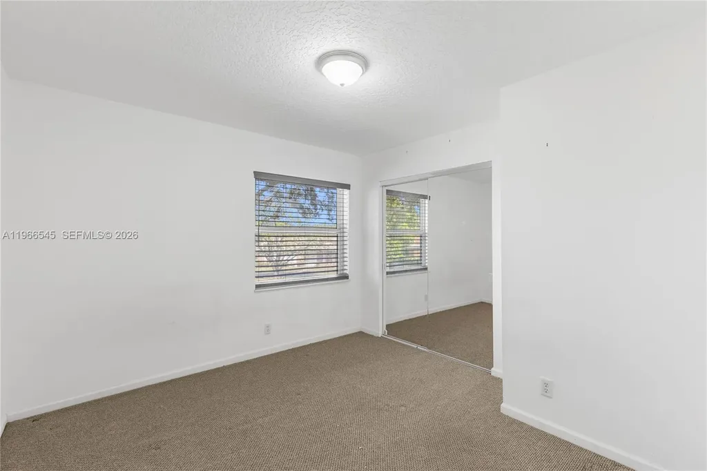 11069 Glenwood Drive Coral Springs FL 33065