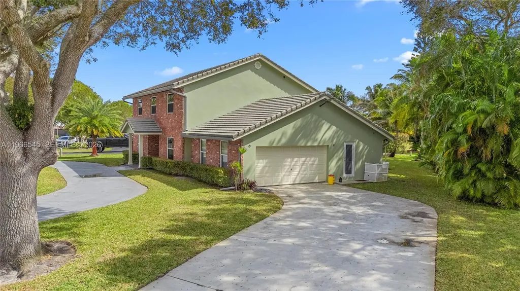 11069 Glenwood Drive Coral Springs FL 33065