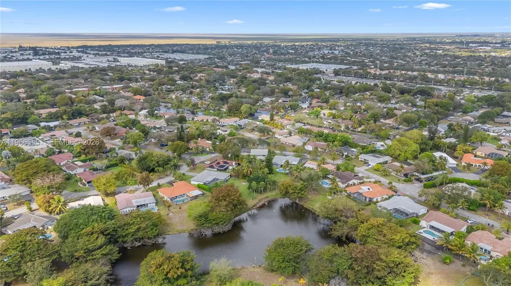 11069 Glenwood Drive Coral Springs FL 33065