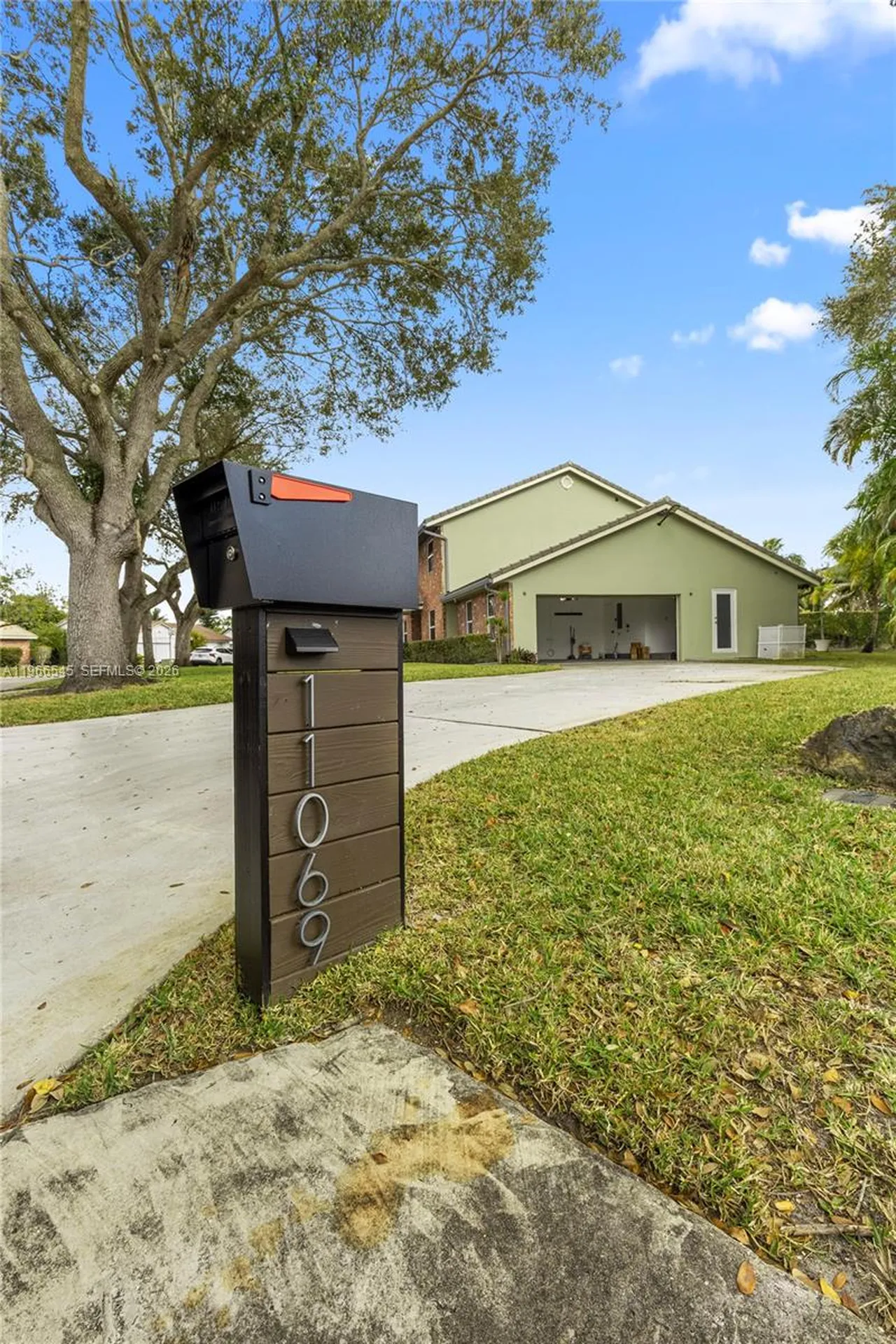 11069 Glenwood Drive Coral Springs FL 33065