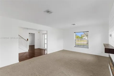 11069 Glenwood Drive Coral Springs FL 33065