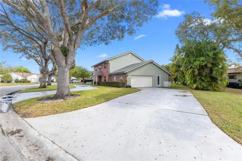 11069 Glenwood Drive Coral Springs FL 33065