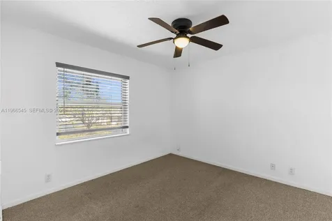 11069 Glenwood Drive Coral Springs FL 33065