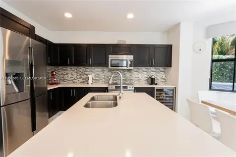 10560 NW 69 Terrace Doral FL 33178