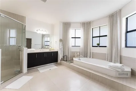 10560 NW 69 Terrace Doral FL 33178