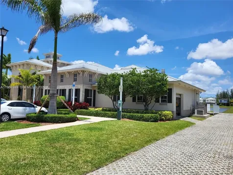 10560 NW 69 Terrace Doral FL 33178