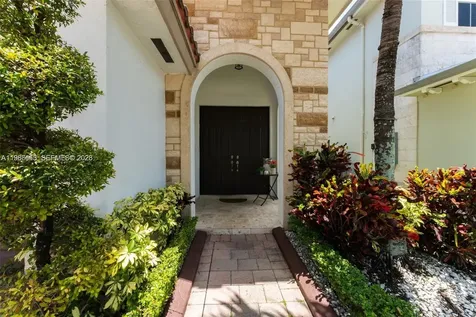 10560 NW 69 Terrace Doral FL 33178