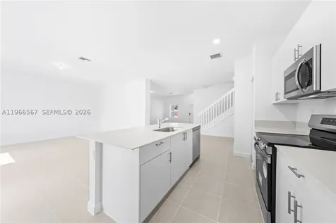2442 SE 30th Street Homestead FL 33035