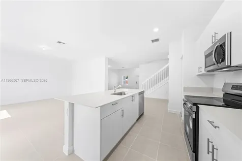 2442 SE 30th Street Homestead FL 33035