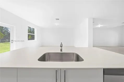 2442 SE 30th Street Homestead FL 33035