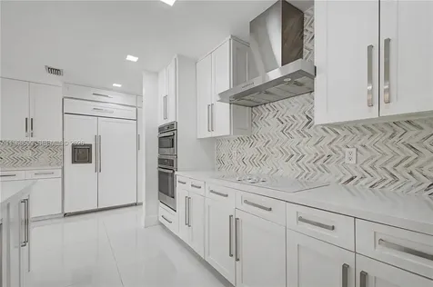 8305 NW 157th Terrace Miami Lakes FL 33016