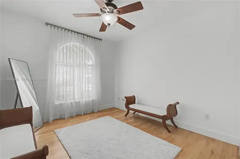 8305 NW 157th Terrace Miami Lakes FL 33016