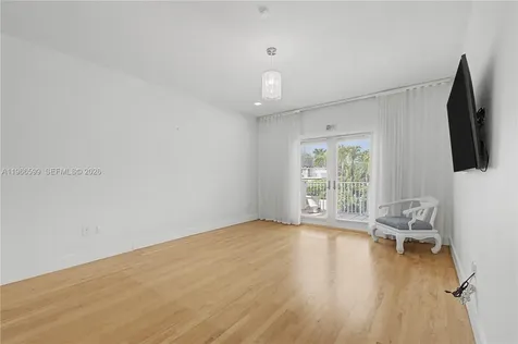 8305 NW 157th Terrace Miami Lakes FL 33016