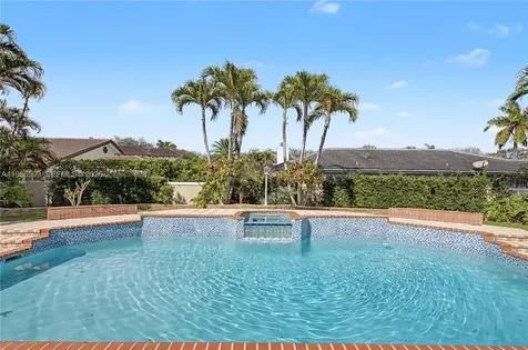 8305 NW 157th Terrace Miami Lakes FL 33016