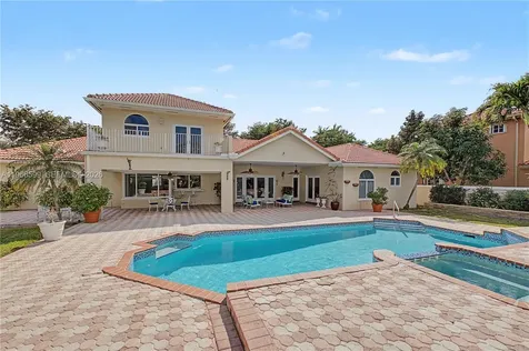 8305 NW 157th Terrace Miami Lakes FL 33016