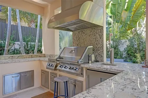 20824 NE 37th Avenue Aventura FL 33180